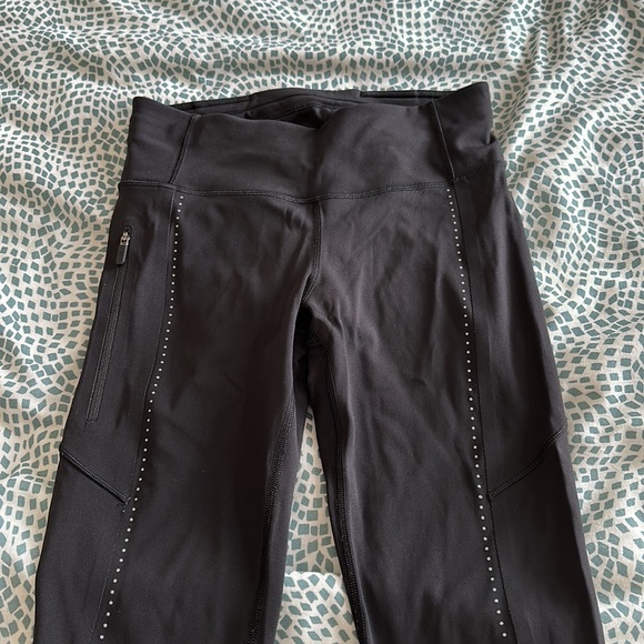Lululemon Extra Mile Tight 28” - Picture 7 of 11